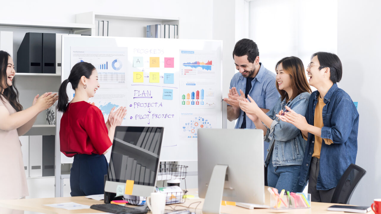 Triển khai Scrum trong Quản lý Sự kiện và Du lịch: Một phương pháp thực tế
